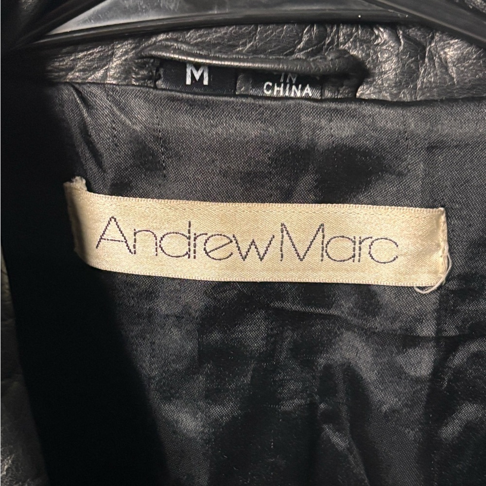 Andrew Marc 100% Leather Moto Jacket Black Zip Up Belted Waist Women’s Medium - Picture 5 of 6